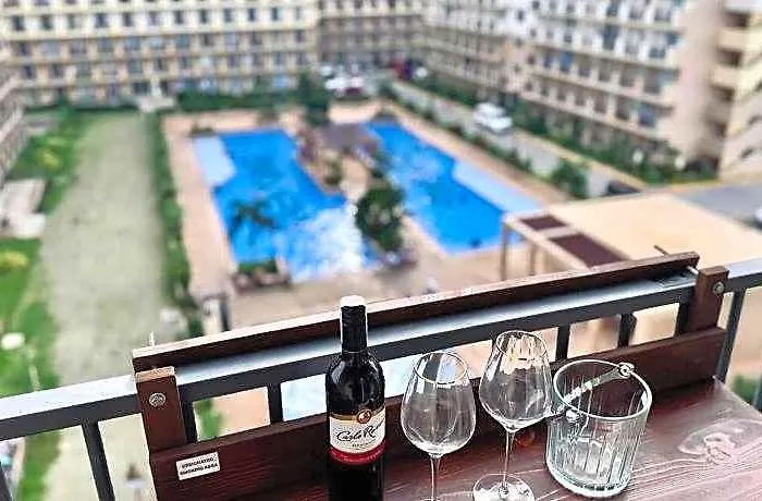 Rainy Hotell 5*